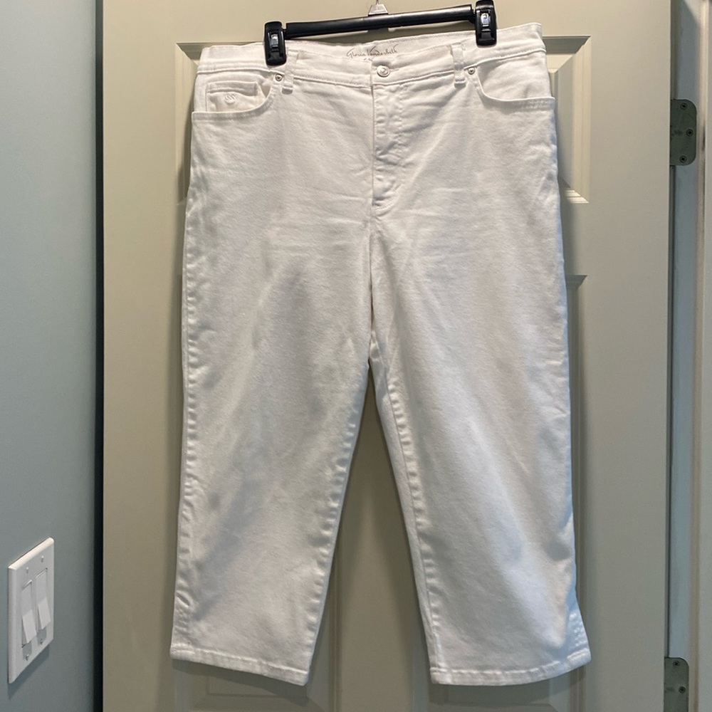 Women's Amanda High-Rise Capri Jeans size 14, white